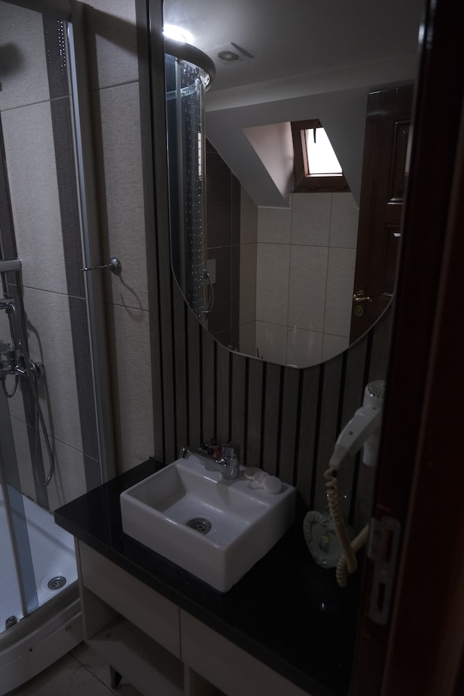 غرفة عائلية رباعية بسريرين مزدوجين، Florya House Hotel 5/7