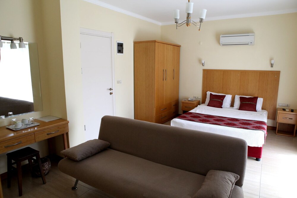 Hotel Dalos 26/62