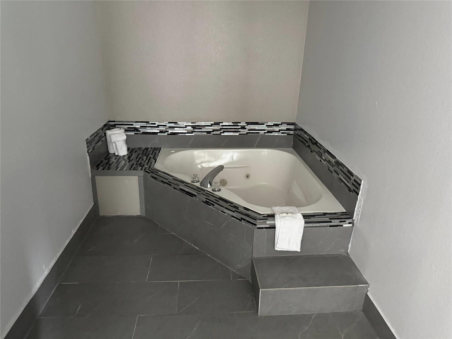 Quality Inn & Suites Biloxi - Ocean Springs 25/25