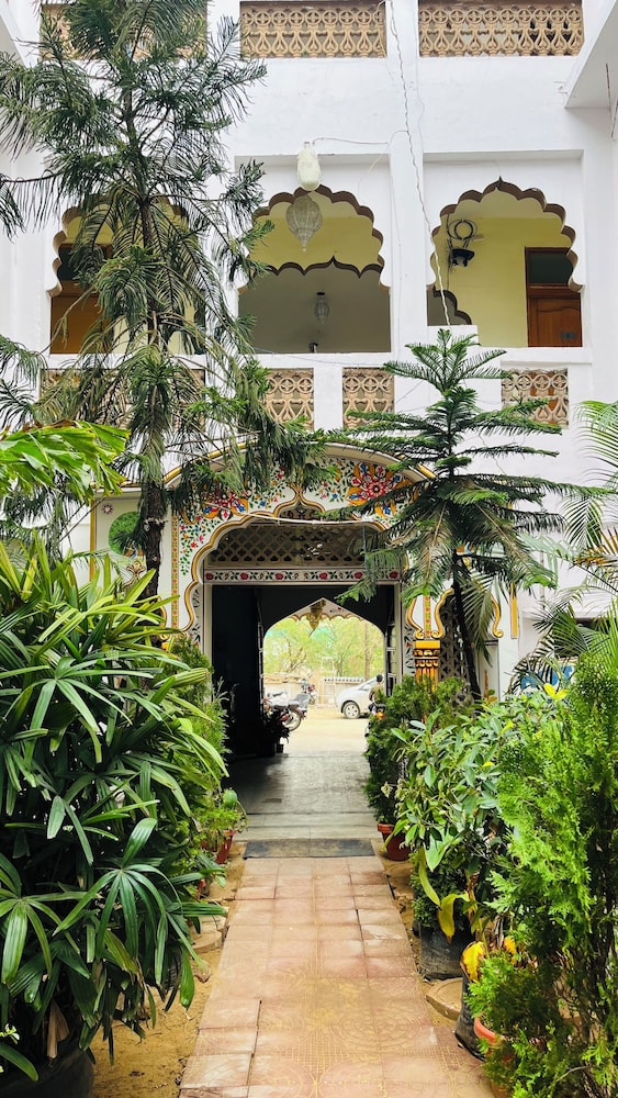 Hotel Radhika Palace Pushkar 34/41