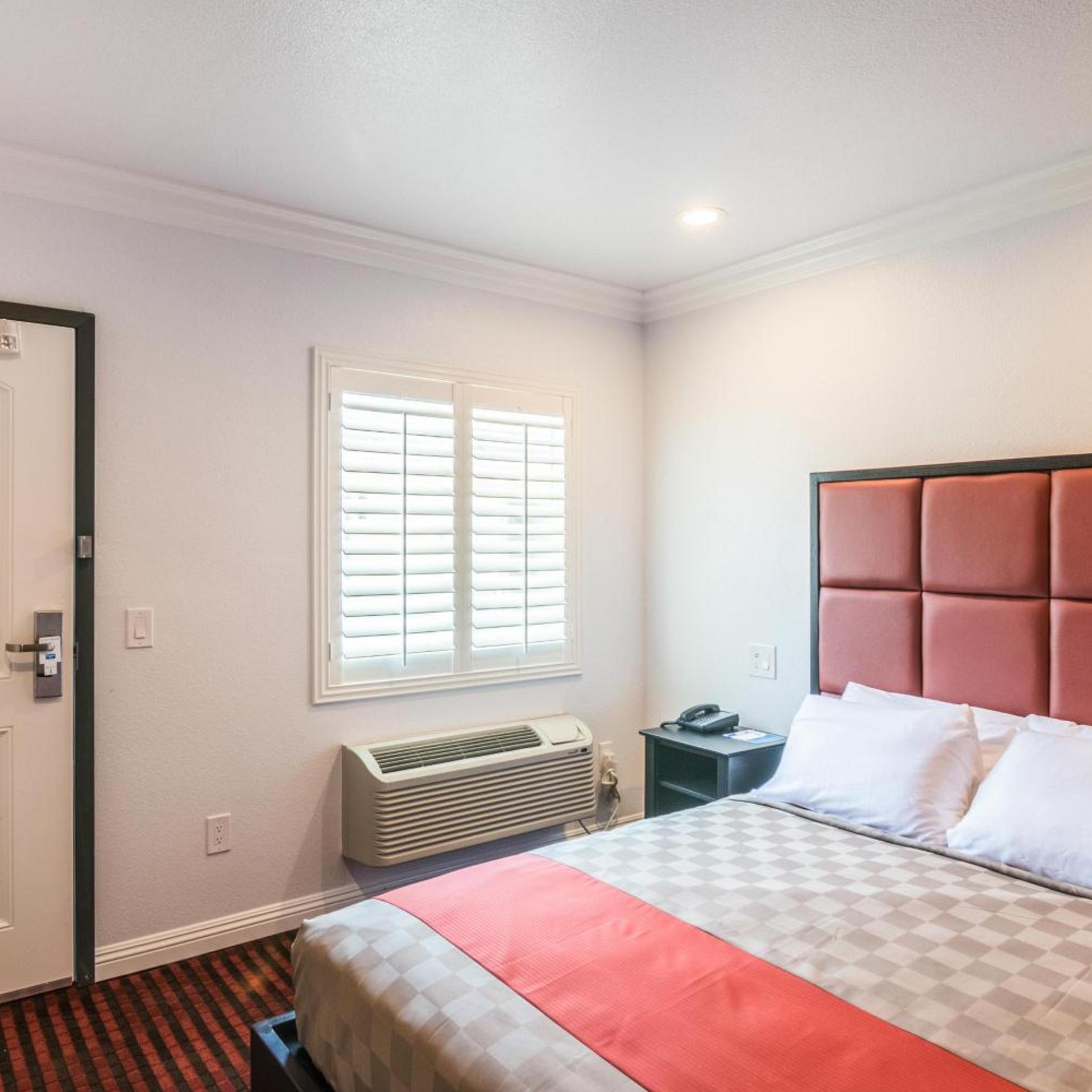 Rodeway Inn & Suites 8/19