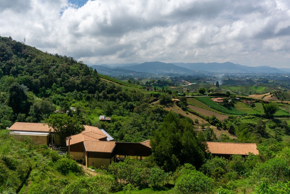 Cannua Lodge 43/50