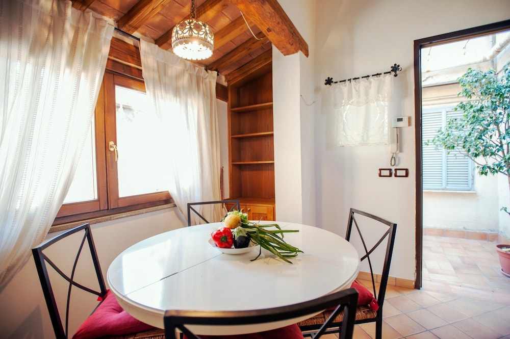 Lungaretta 2 - WR Apartments 10/17