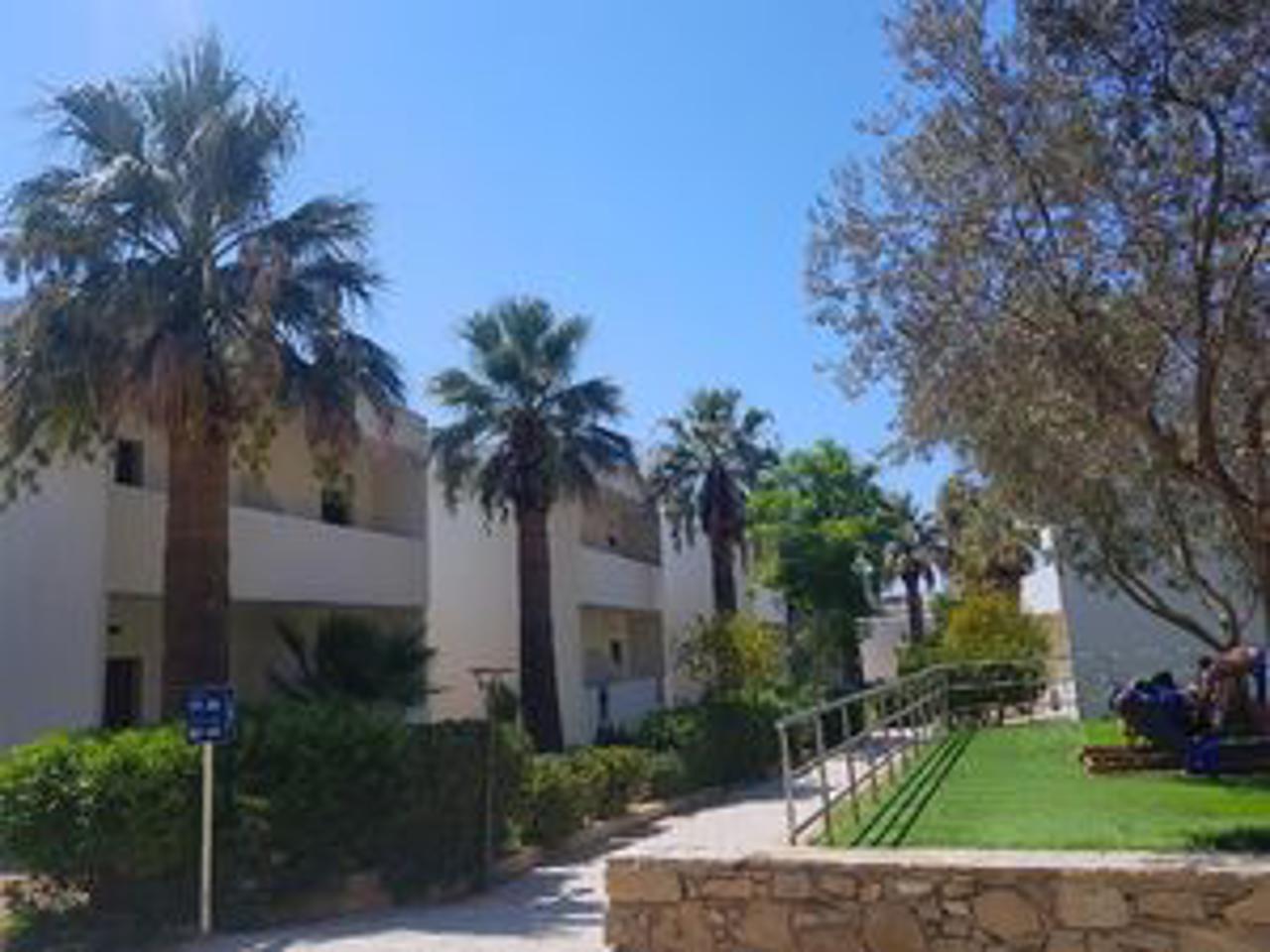 Valley Village 27/34