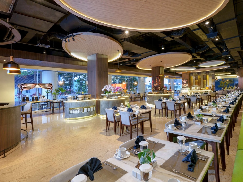 Golden Tulip Springhill Lampung 32/50