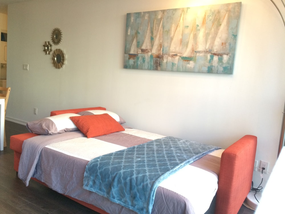 Aoc Suites - Luxury Condo - City View 13/28