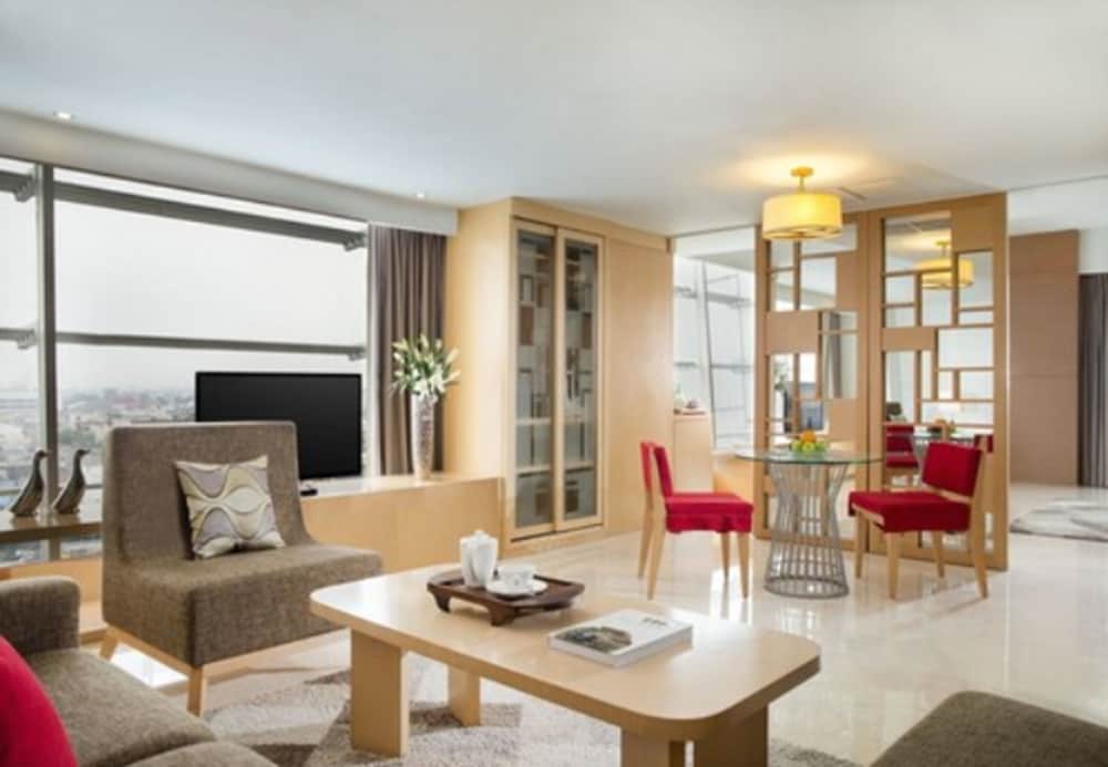 Hotel Santika Premiere Dyandra Medan 22/31