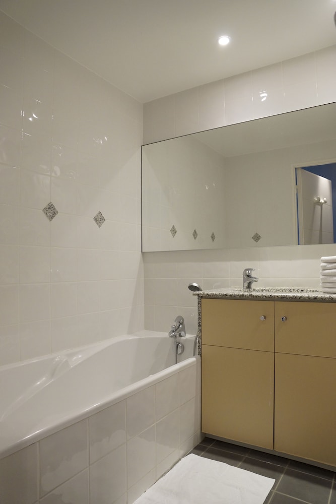 RESIDENCE REINE MARINE 19/71