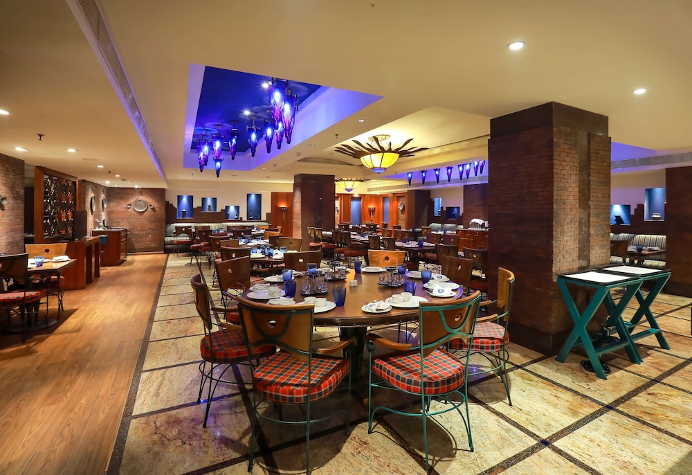 Radisson Blu Hotel Chennai City Centre 31/46
