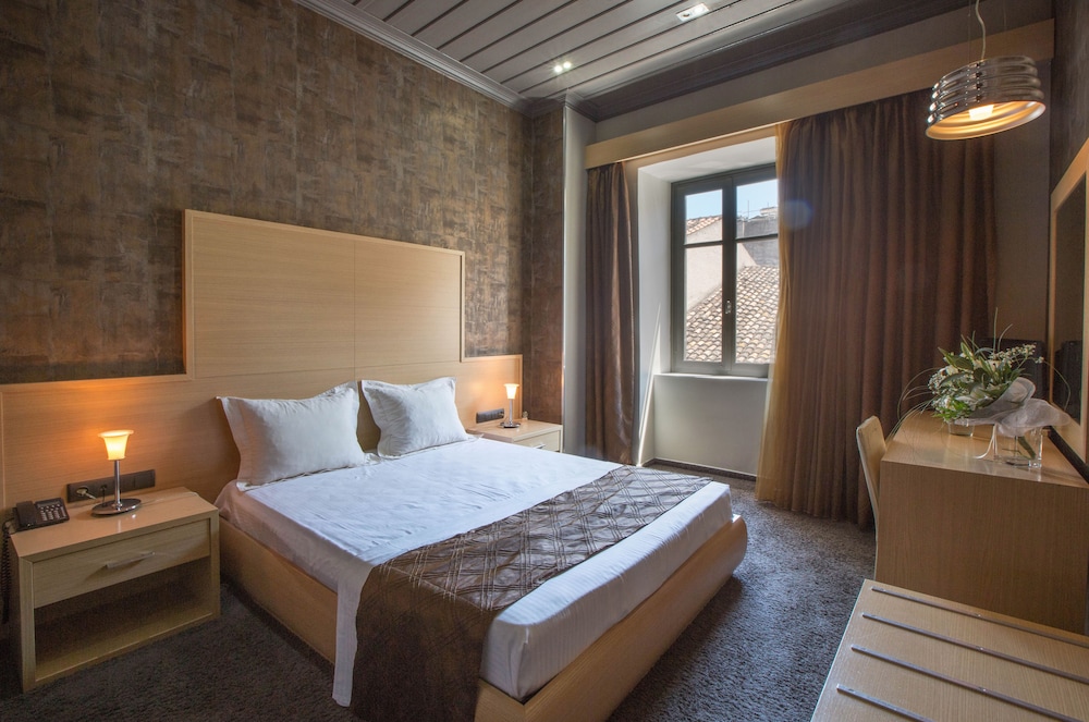 Aion Luxury Hotel 16/50