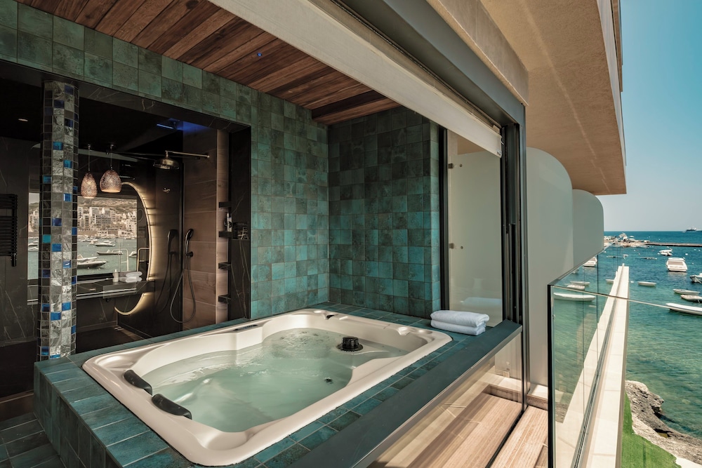 Ushuaia Playa Xemxija Boutique Hotel 24/50