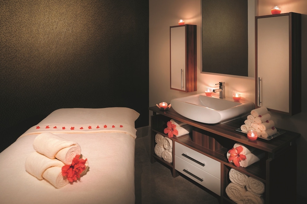 منتجع موڤنبيك شاطئ الخُبر(Movenpick Beach Resort Al Khobar) 33/71