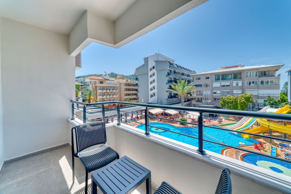 Kahya Hotel 52/57