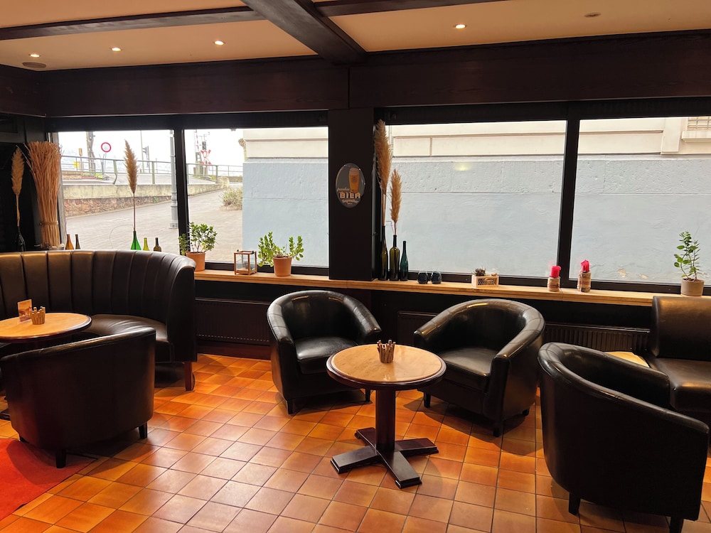 Hoteltraube Rudesheim 36/50