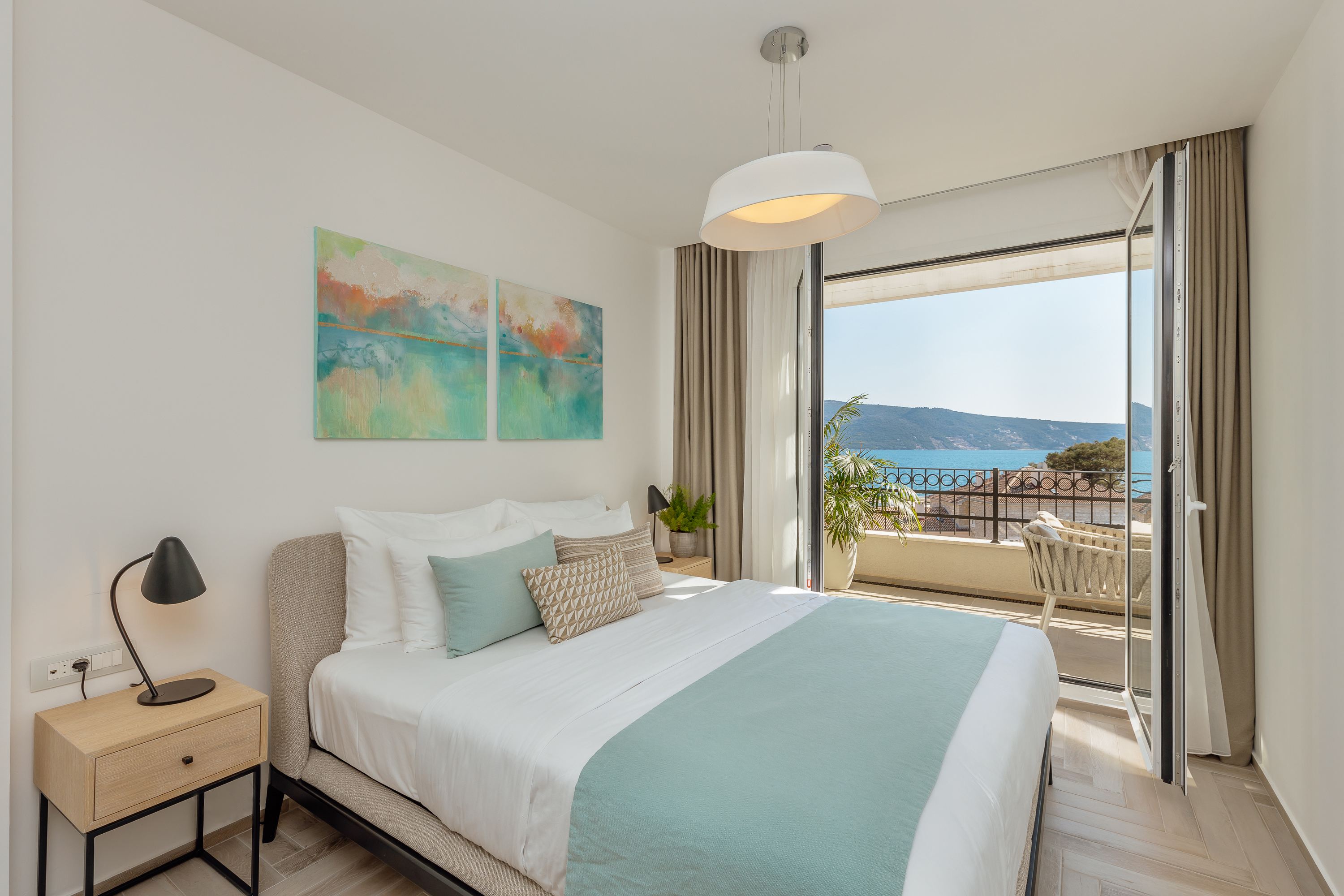1 Bedroom, Apartment, Sea View, Resident Building