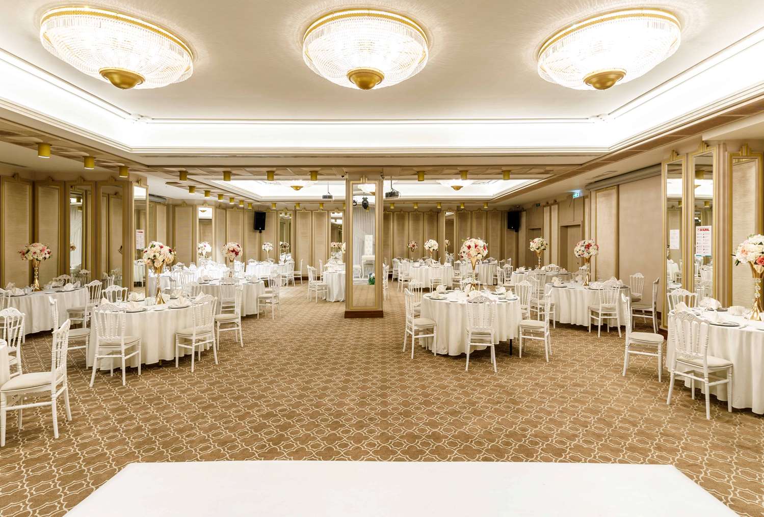Ramada By Wyndham Istanbul Golden Horn 47/58