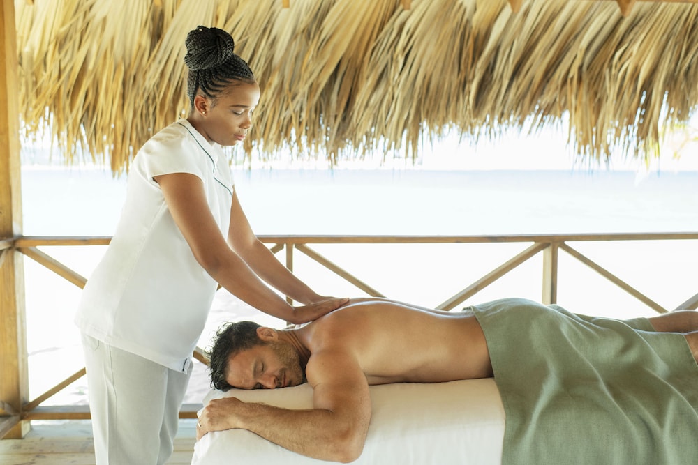 The Beach Villas at Excellence Oyster Bay - Adults Only All Inclusive 7/39