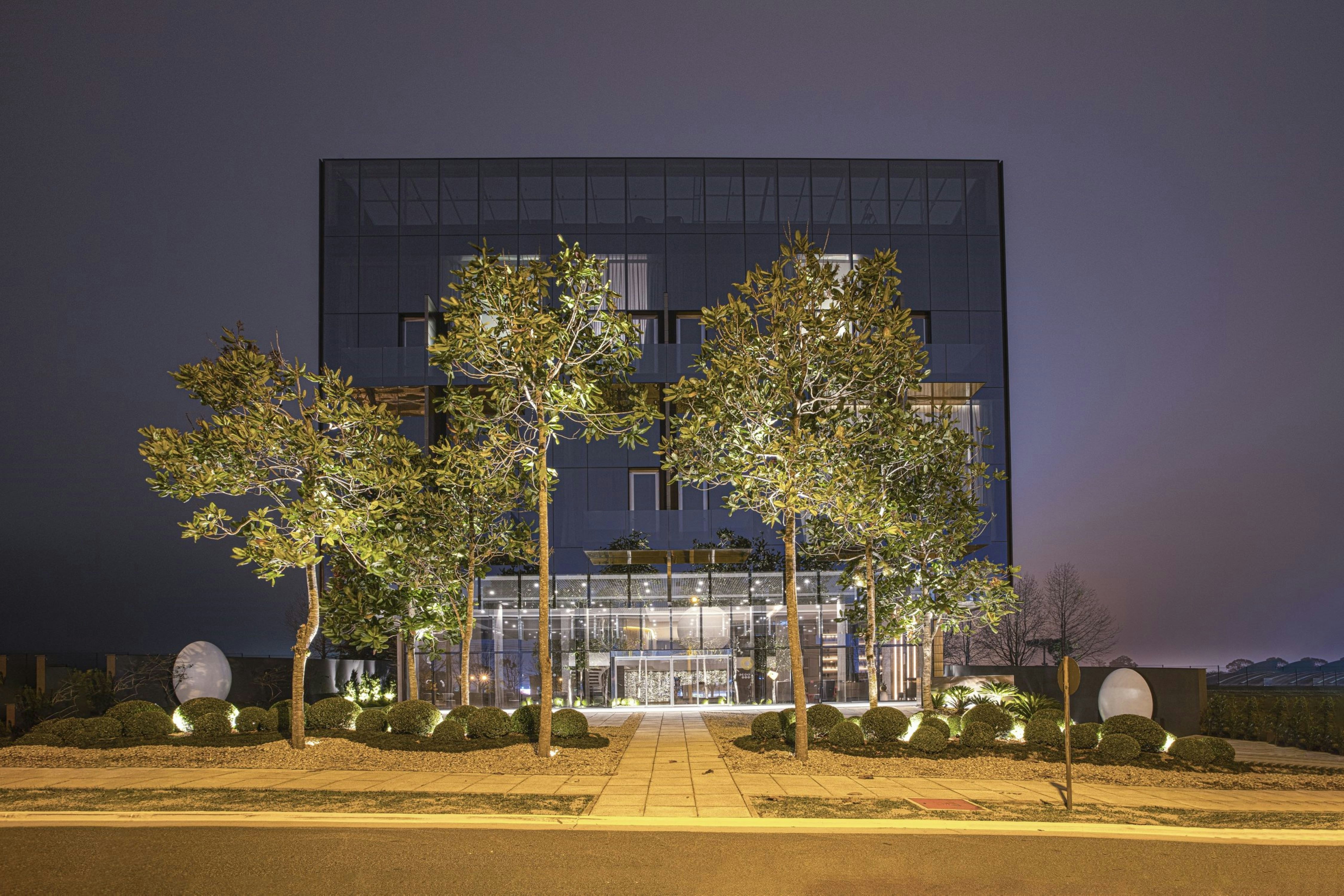 Suryaa Hotel Pinhais, Curio Collection by Hilton in PINHAIS