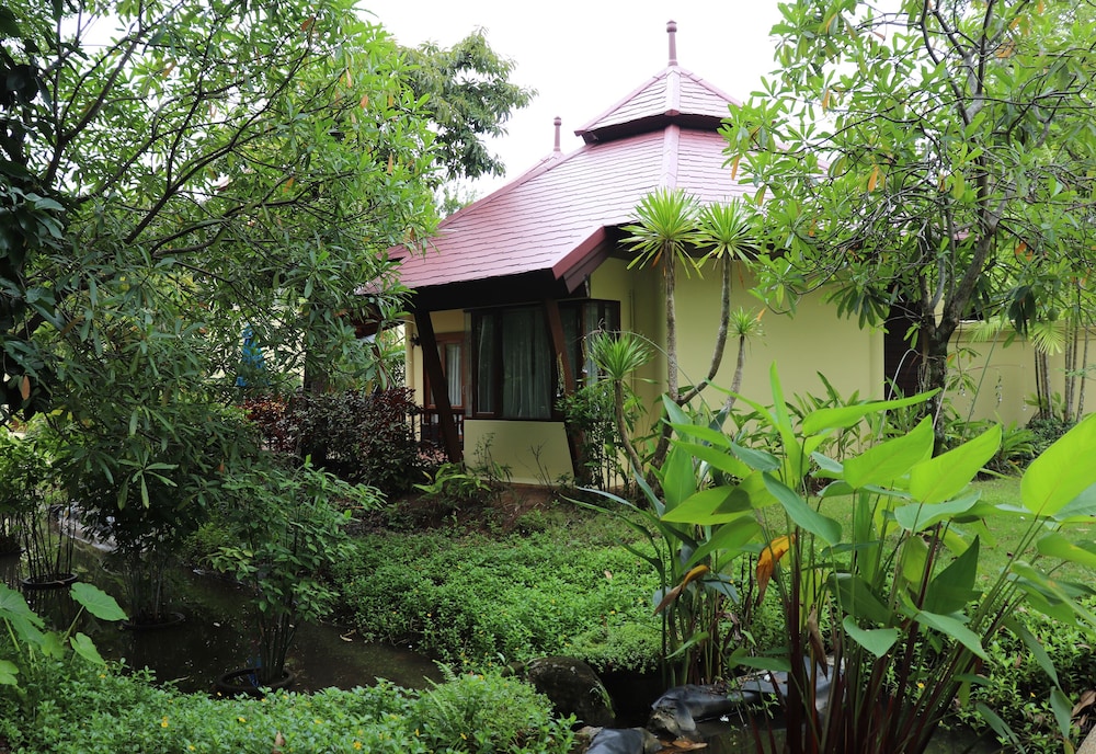 The Sun Club Khao Lak by Katathani 58/63