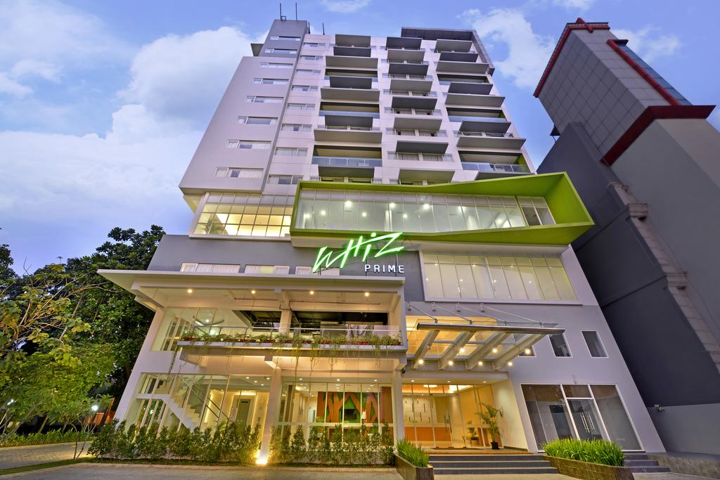 WHIZ PRIME HOTEL PAJAJARAN BOGOR 2/34
