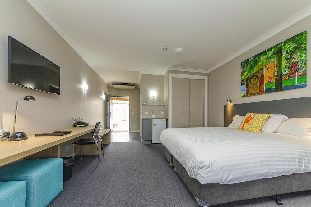 Cowra Services Club Motel 14/40