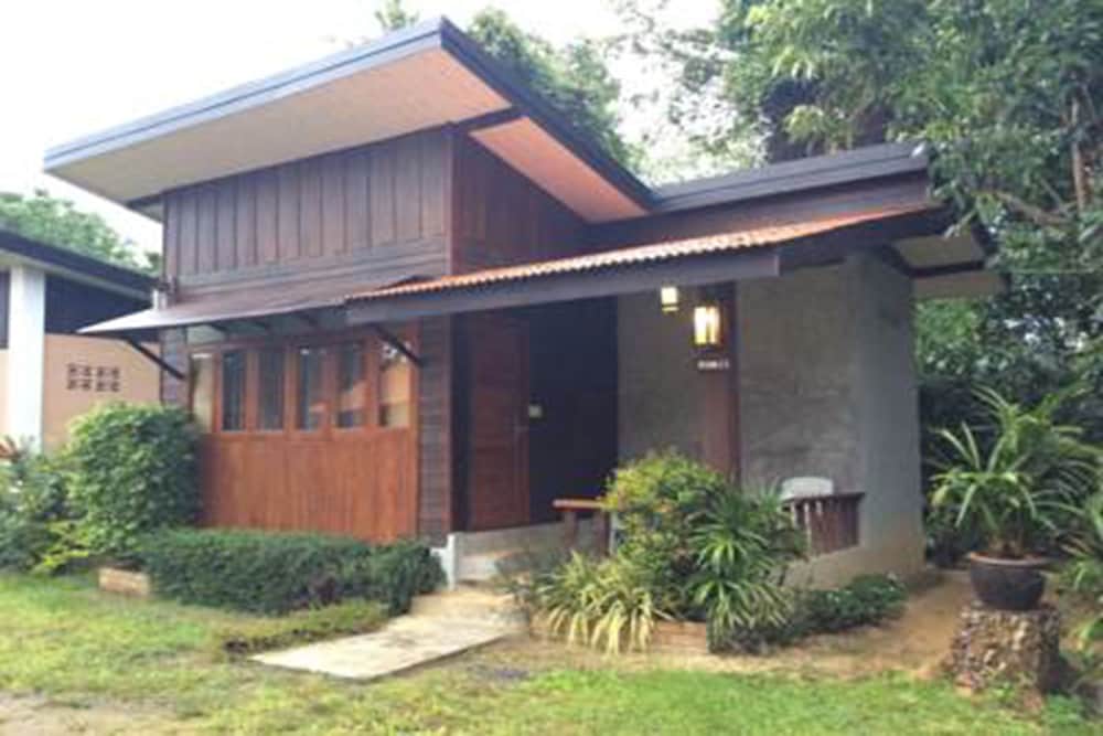 Baan Suan Rim Klong 2/63