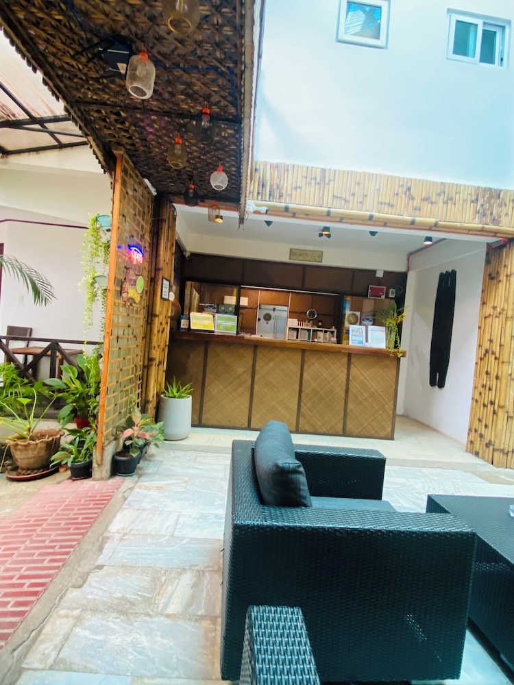 NIRVANA BEACH RESORT 10/50