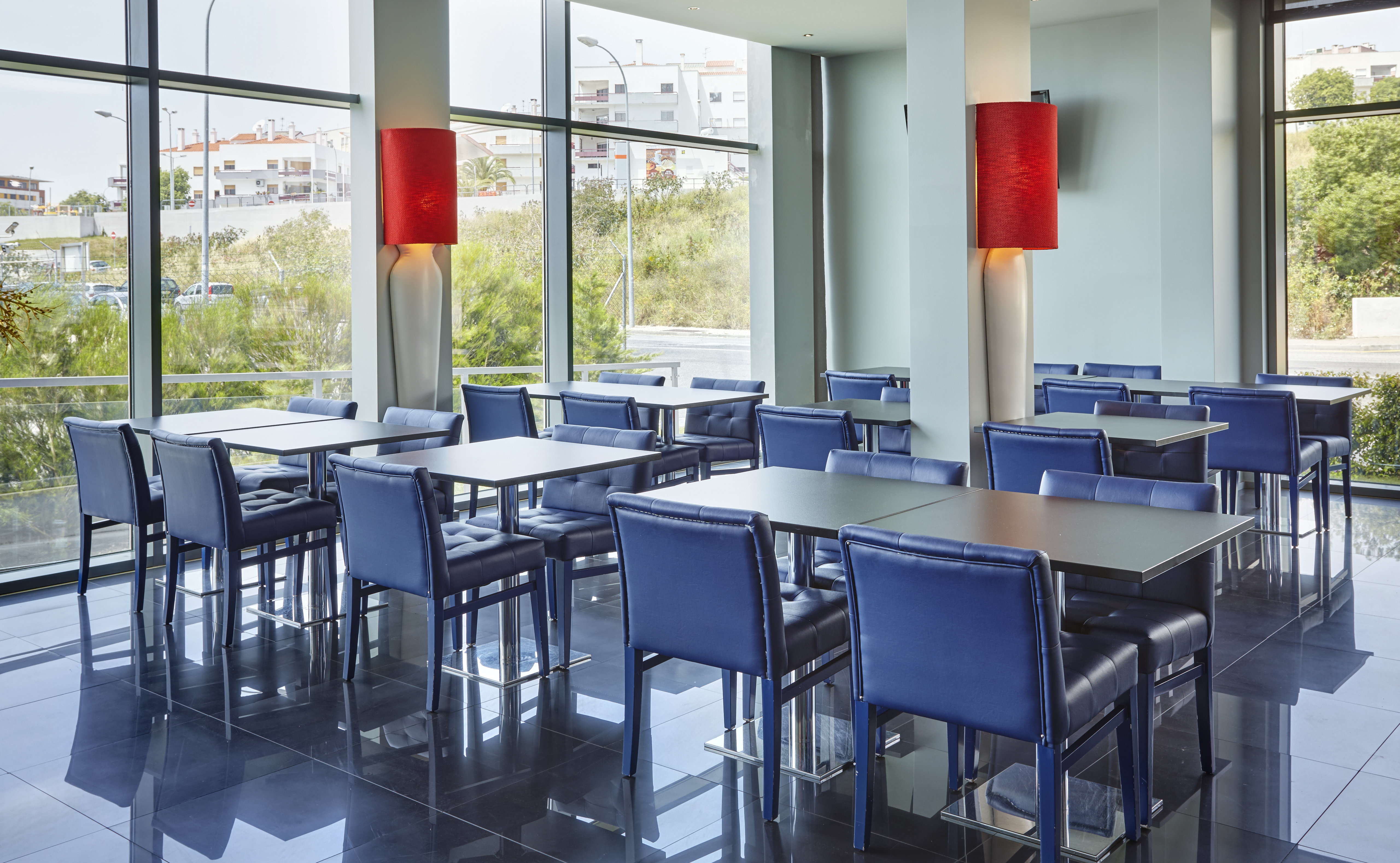 Holiday Inn Express Lisbon Alfragide 20/35