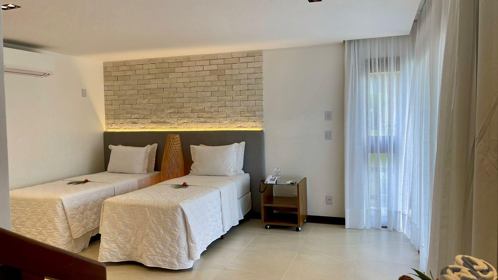 Premium, Chalet, Pool View