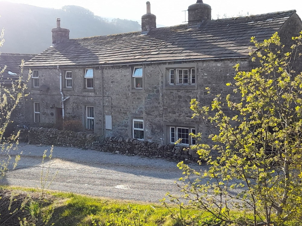 Sweetbriar Cottage B&B 1/49