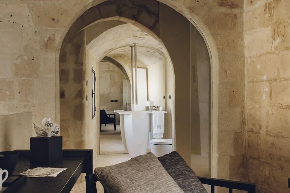 Il Palazzotto 68/73