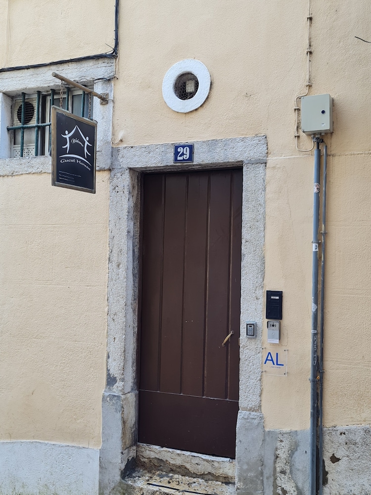 Welcome Guest House - Hostel 2/50