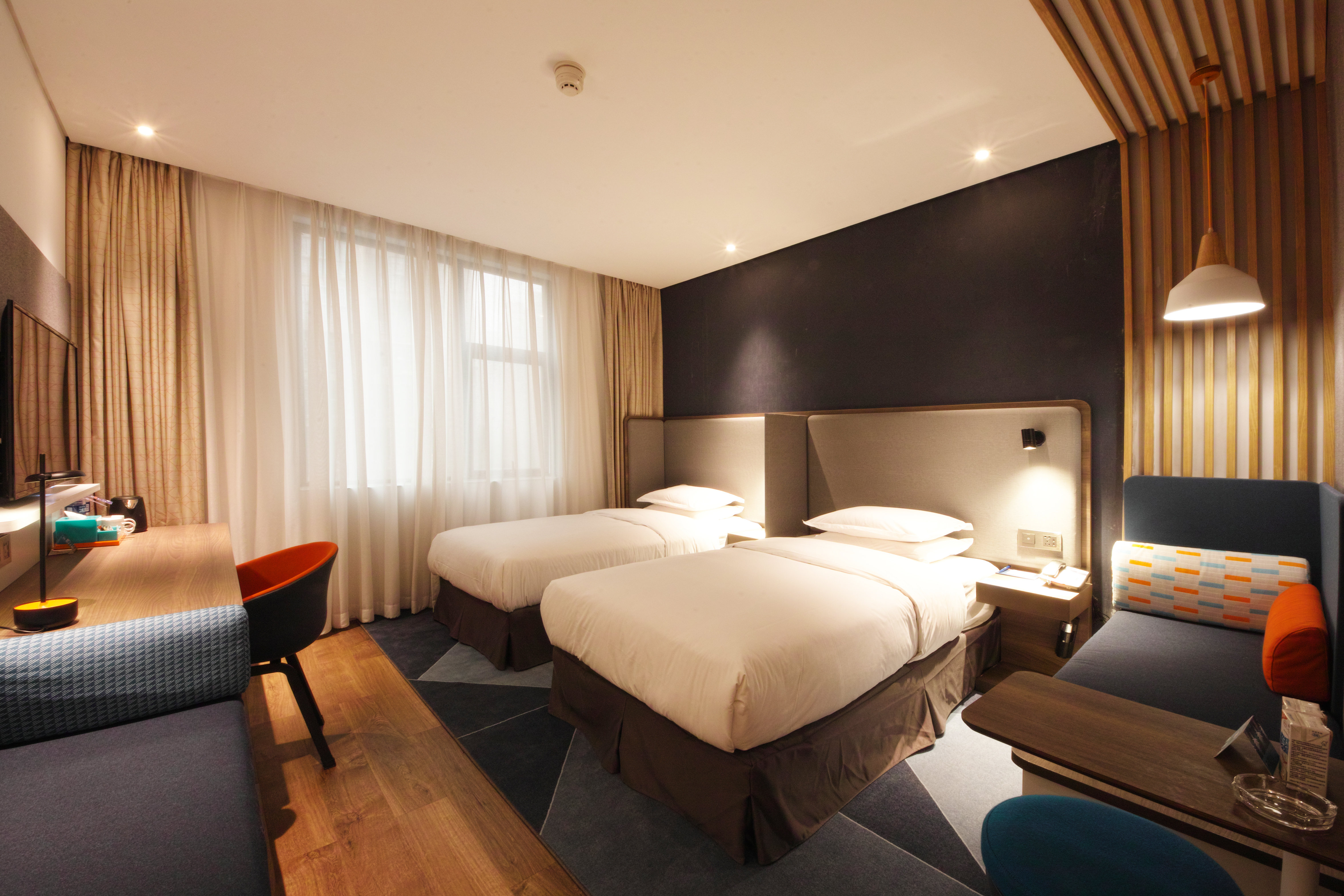Standard, Twin Beds