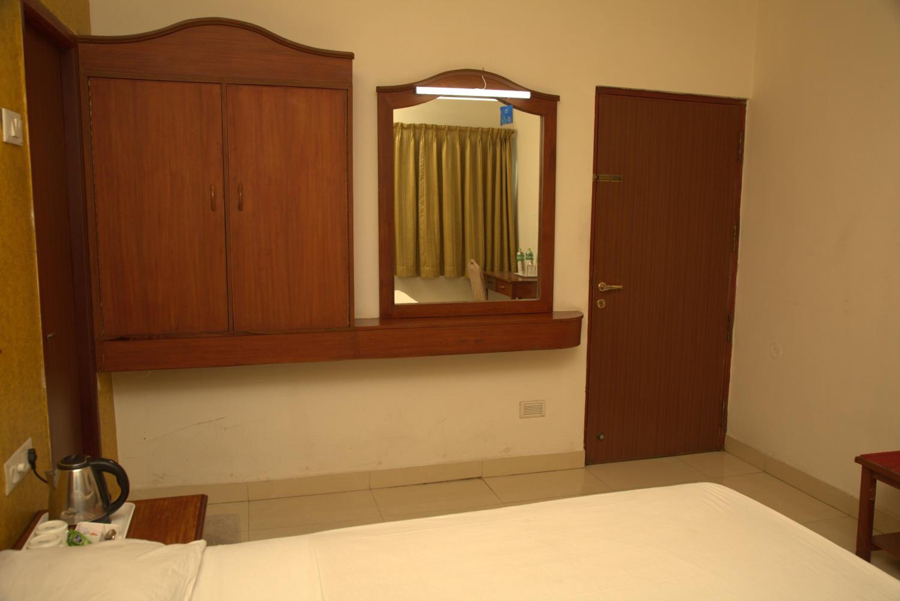 King S Hotel 43/43