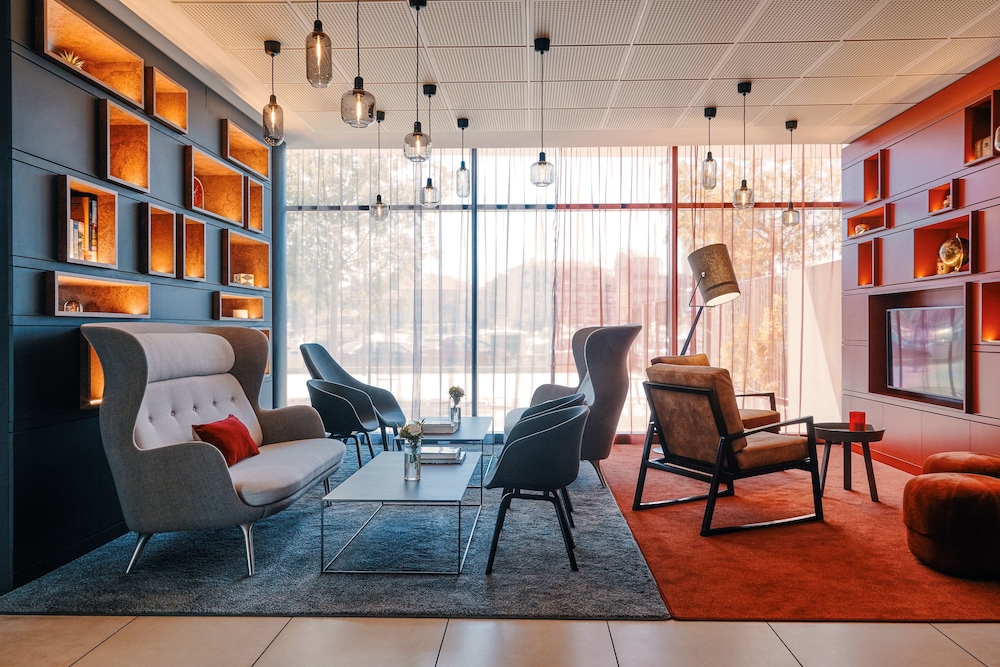 Hotel Mercure Toulon La Seyne-Sur-Mer 50/76