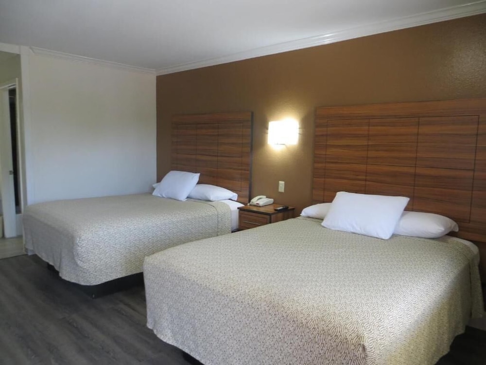 Palace Inn Wayside 16/30