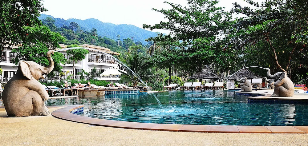 Siam Beach Resort 11/71