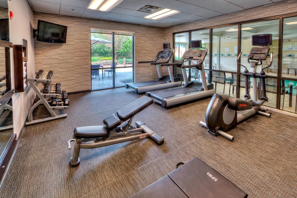 Courtyard By Marriott Memphis Southaven 28/48