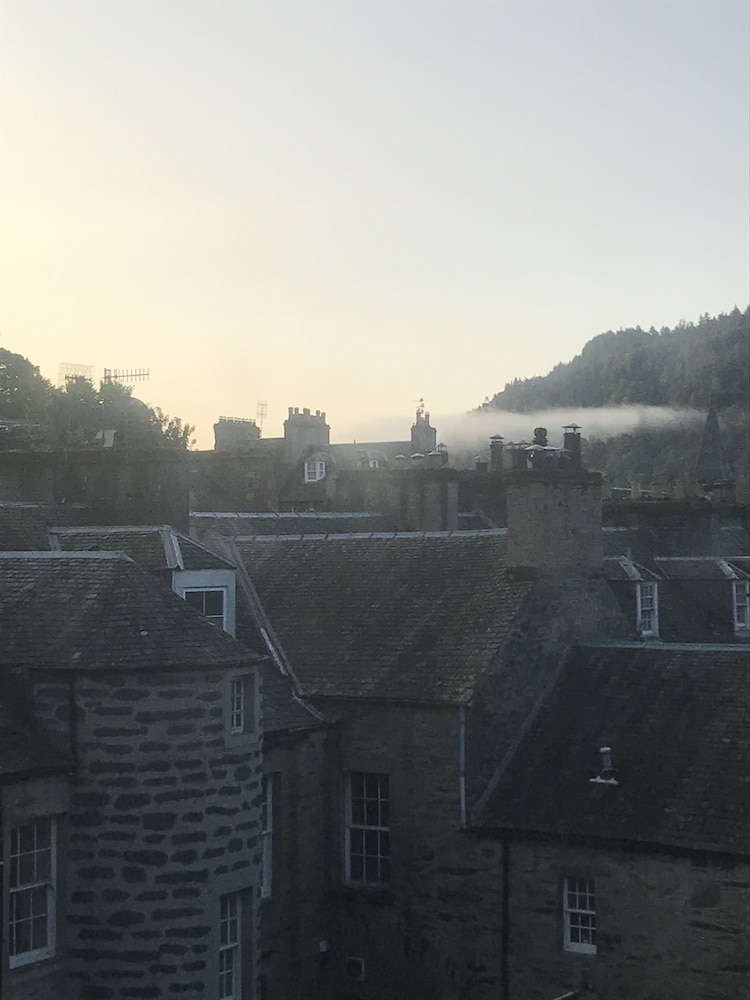 Royal Dunkeld 2/30