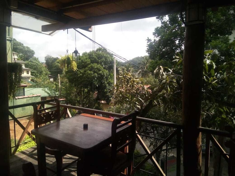 Mango Garden Hotel 33/40