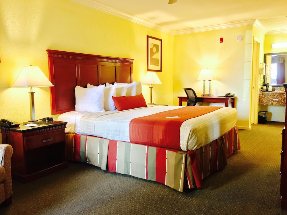 Best Western Heritage Inn Bakersfield 9/29