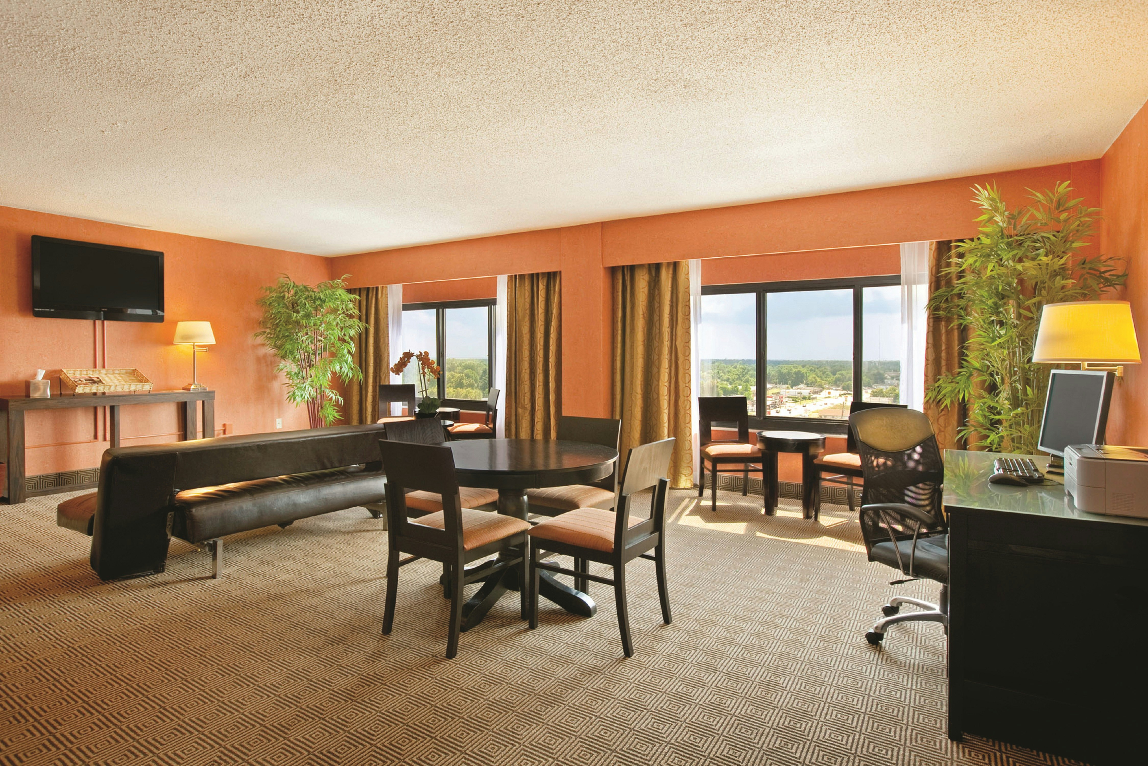 Doubletree Hotel Springfield 39/79