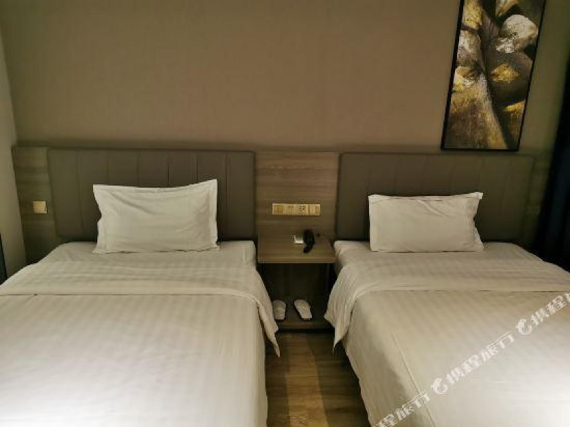 7 Days Inn (Guangzhou Jingxi Nanfang Hospital Tonghe Metro Station) 18/34