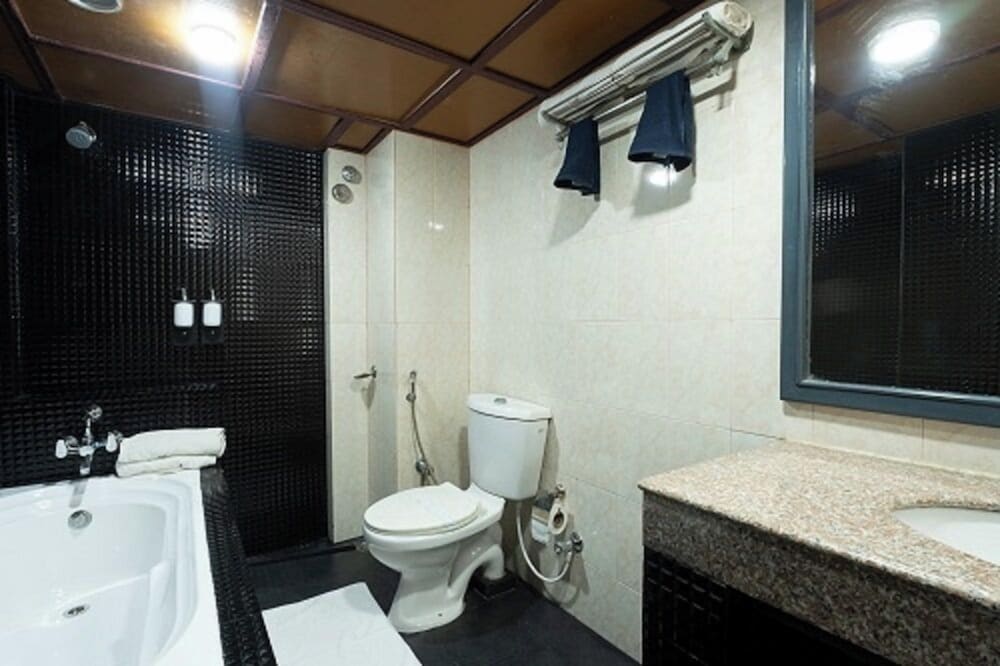 Hotel Mainak 30/36
