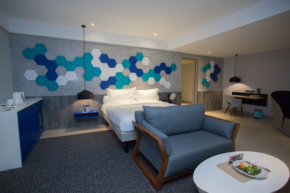 Ibis Styles Batam Nagoya 48/68