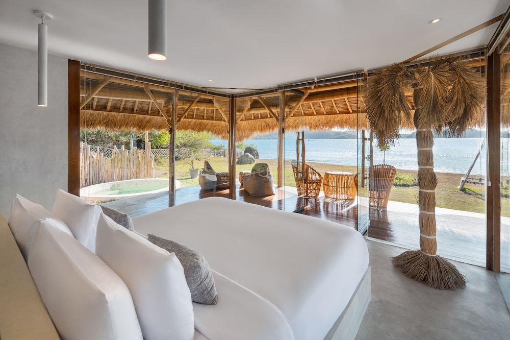 Beach, Plunge, Villa, Double Bed