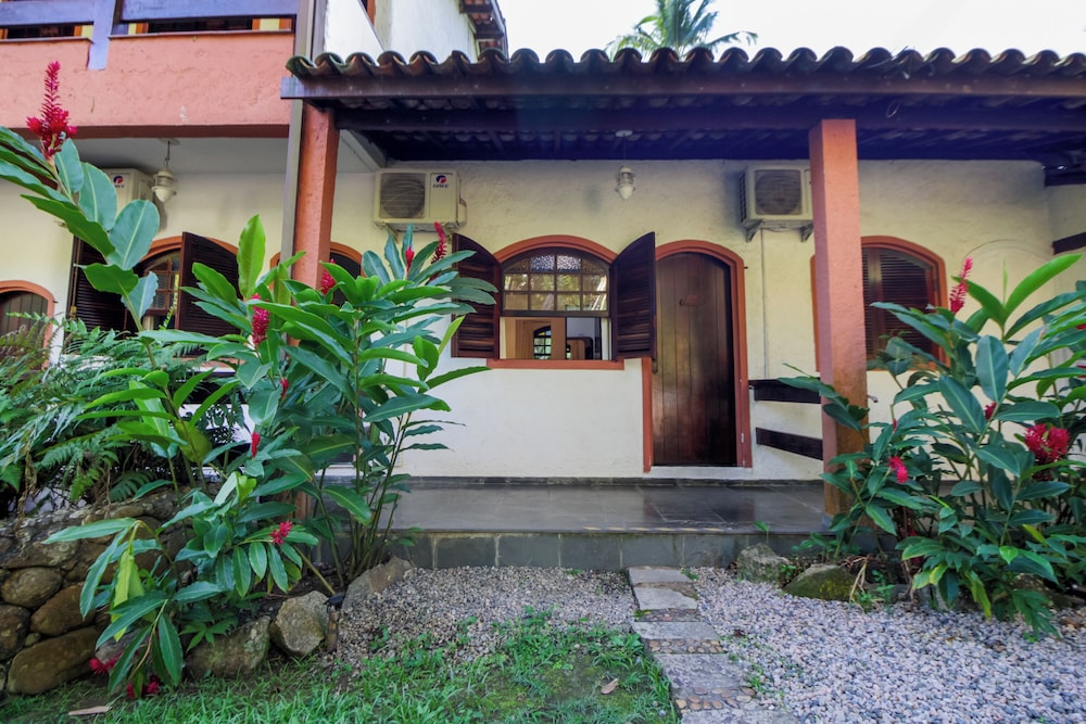 Feiticeira Praia Hotel 6/79