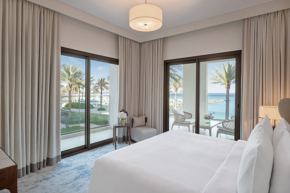 Address Beach Resort Fujairah 15/50