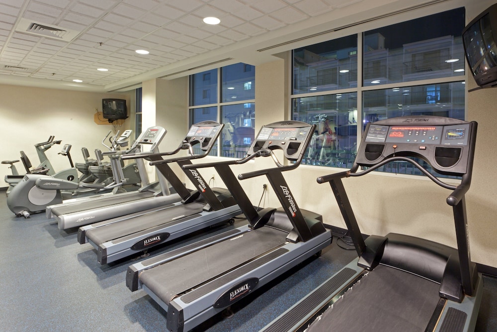 Holiday Inn Hotel And Suites Ocean City 40/78