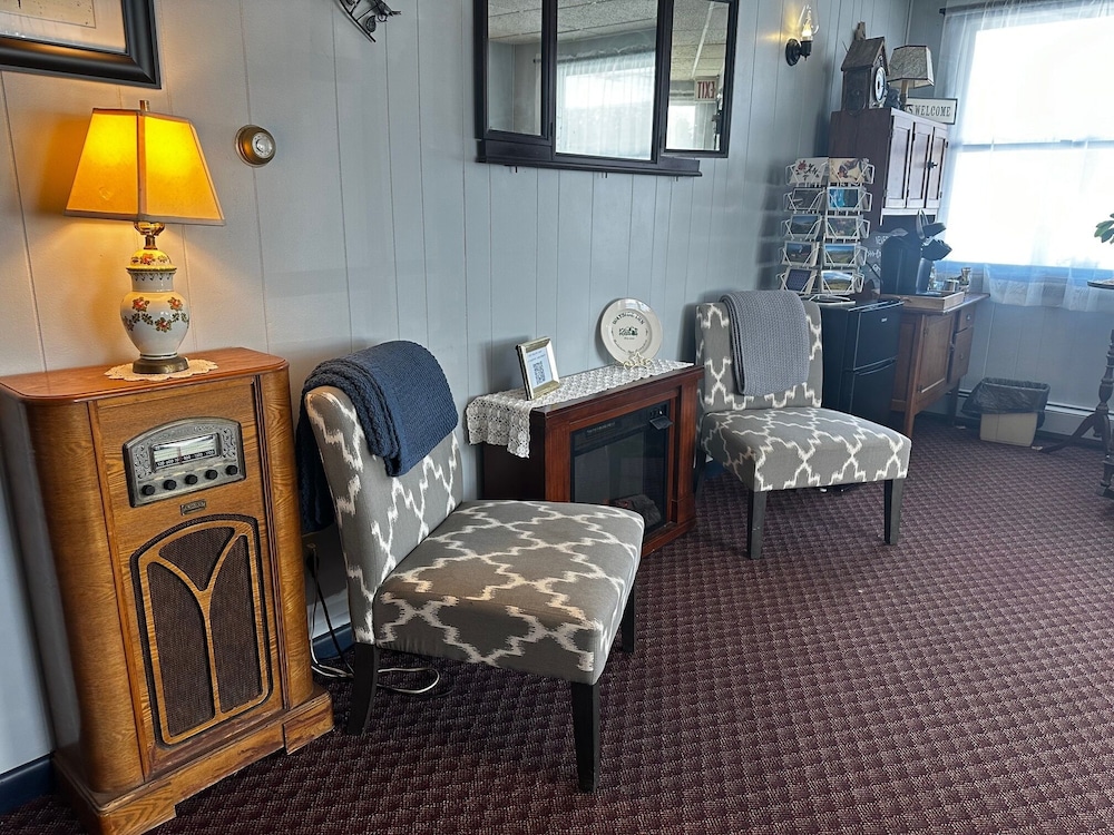 The Wayside Inn Betlehem 31/50